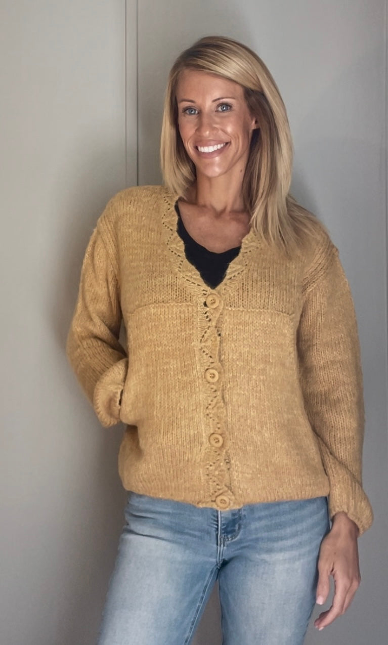 Scalloped Button Cardigan