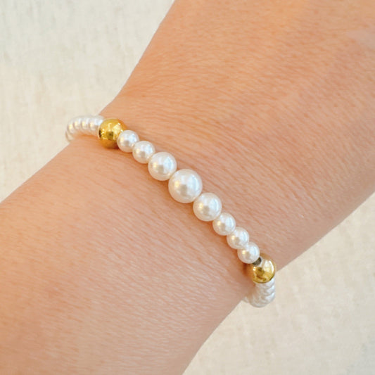 Pearl & Gold Beaded Stretch Bracelet